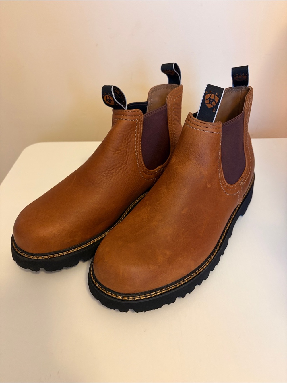 New Men's Ariat Chelsea Boots in Brown Leather M9.5D